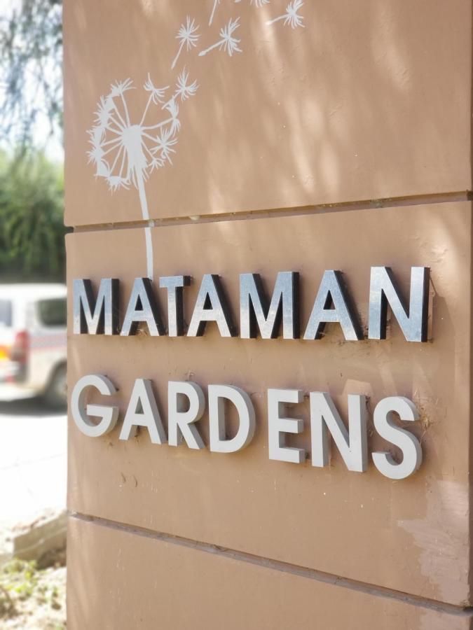 Отель Mataman Gardens Найваша Экстерьер фото